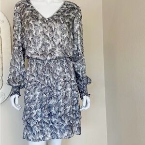 Elegant Gray Patterned Dress